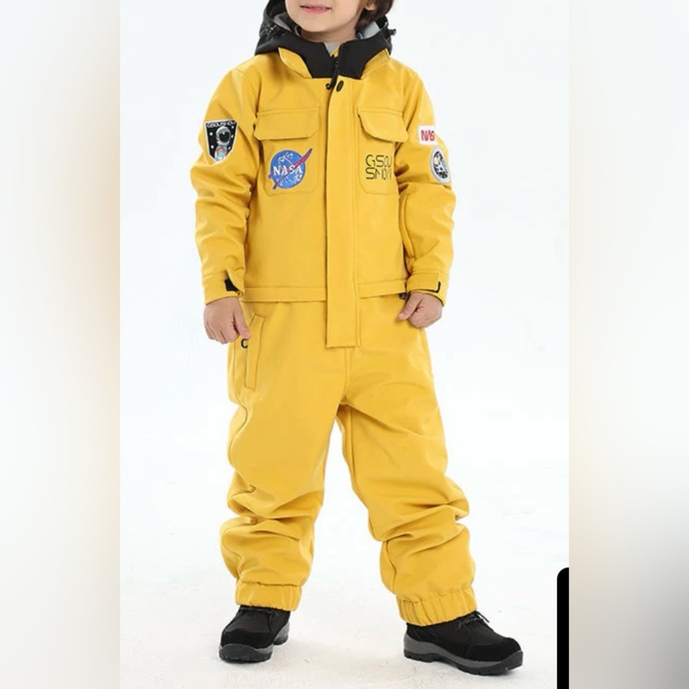New GSOU SNOW One Piece Snowsuit Ski Waterproof Yellow Kids Sz 140 M